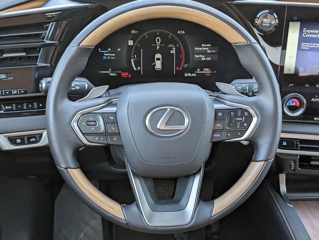 Used 2025 Lexus RX 350 Premium w/ Accessory Package (Z1) FWD image 17