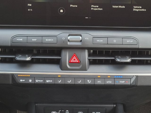 New 2026 Kia K4 FWD image 16