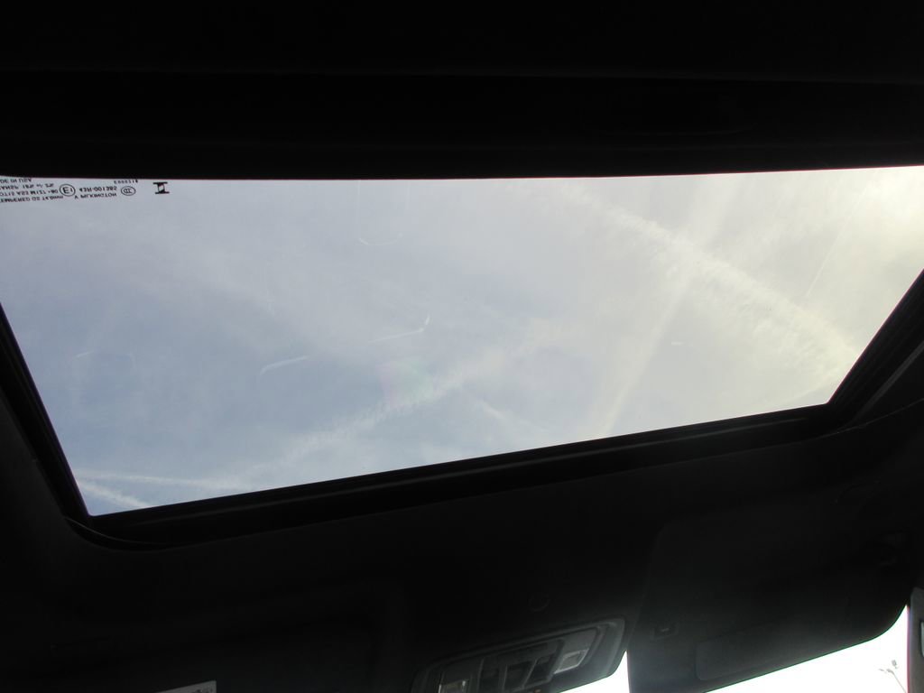 New 2026 GMC Sierra 1500 Denali Ultimate image 16