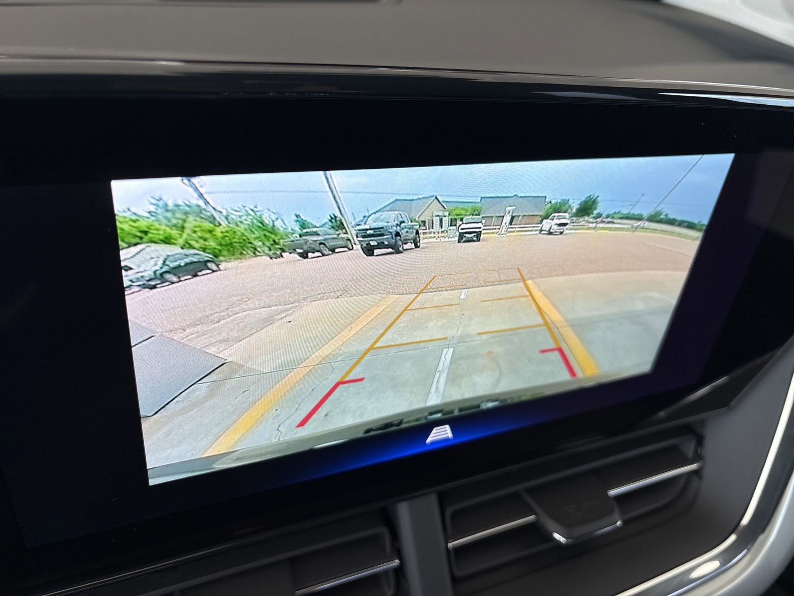 New 2026 Chevrolet Trax LT w/ Driver Confidence Package FWD image 21