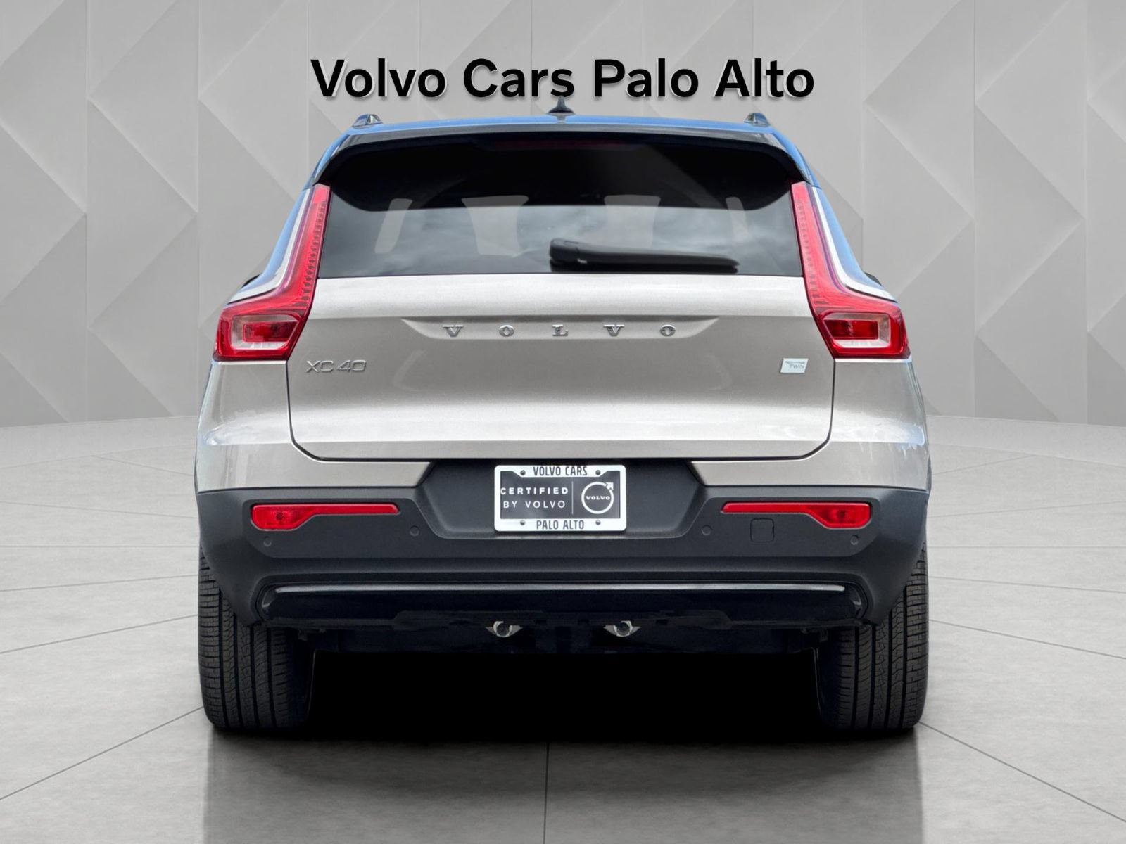 Certified 2023 Volvo XC40 Recharge Ultimate AWD/4WD image 11