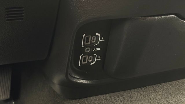 Used 2023 RAM 1500 Laramie AWD/4WD image 42