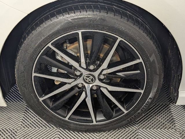 Used 2023 Toyota Camry SE image 8