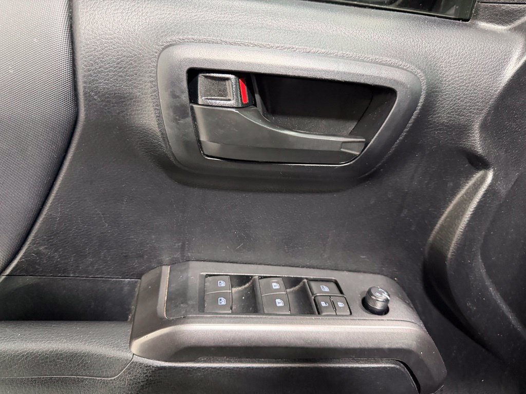 Used 2021 Toyota Tacoma TRD Sport w/ TRD Premium Sport Package AWD/4WD image 14