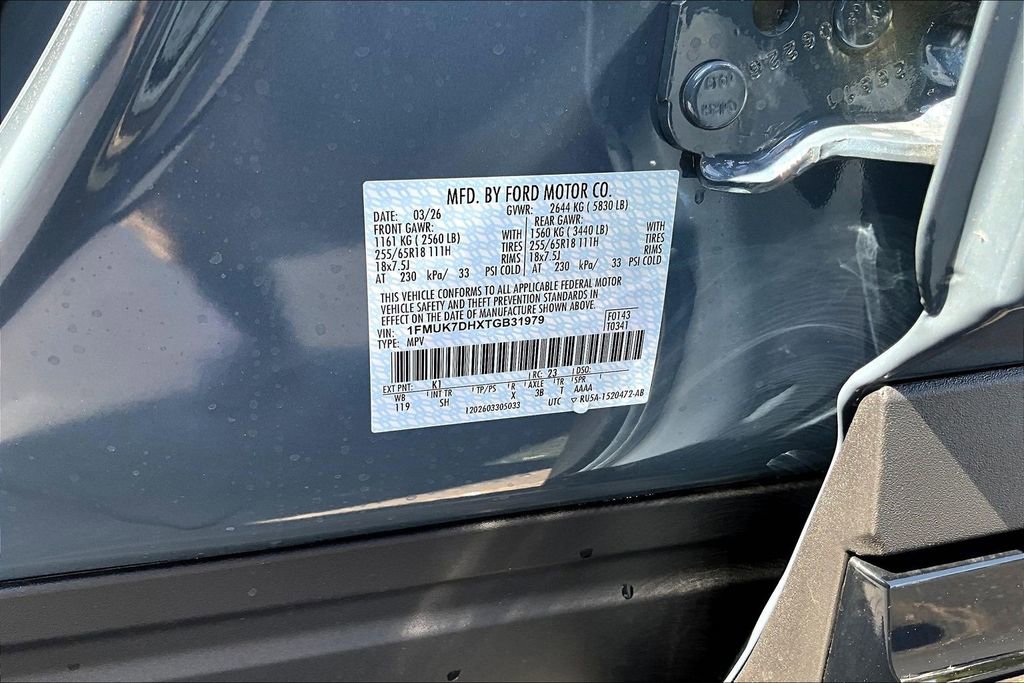 New 2026 Ford Explorer Active RWD image 8
