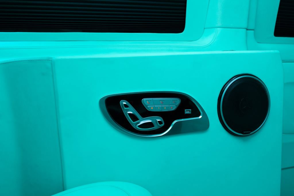 Used 2023 Mercedes-Benz Metris Passenger image 41