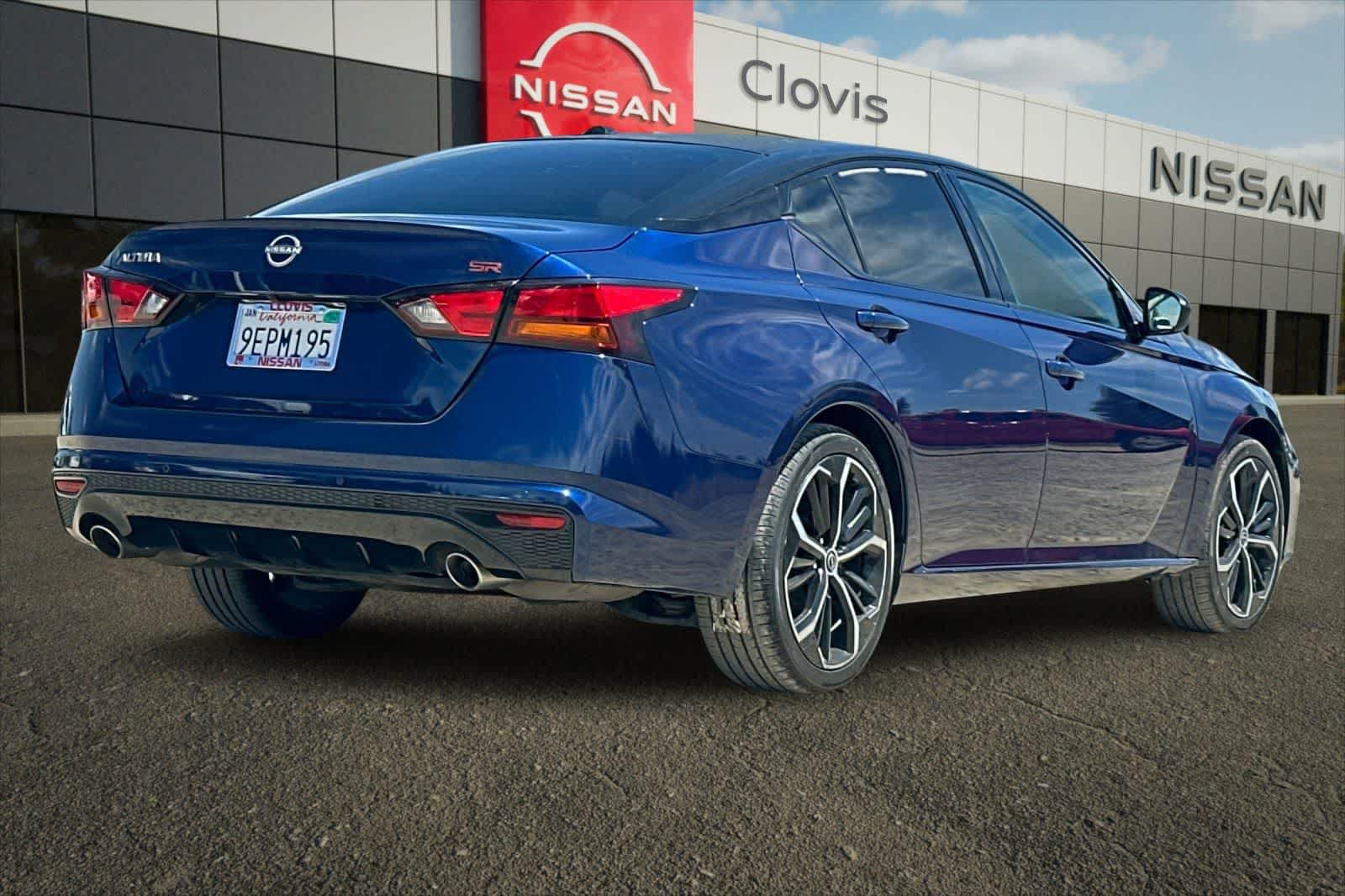 Certified 2023 Nissan Altima 2.5 SR FWD image 3