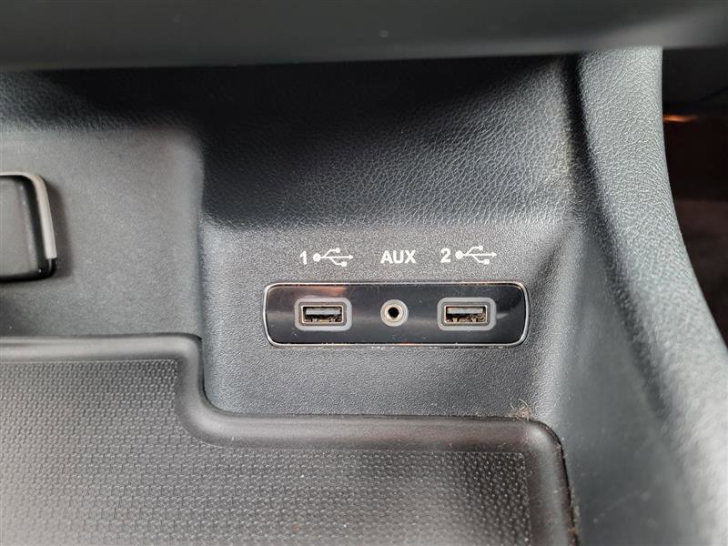 Used 2018 Dodge Durango GT image 39