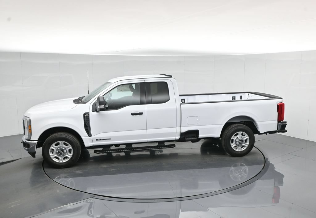 New 2026 Ford F350 XLT RWD image 43