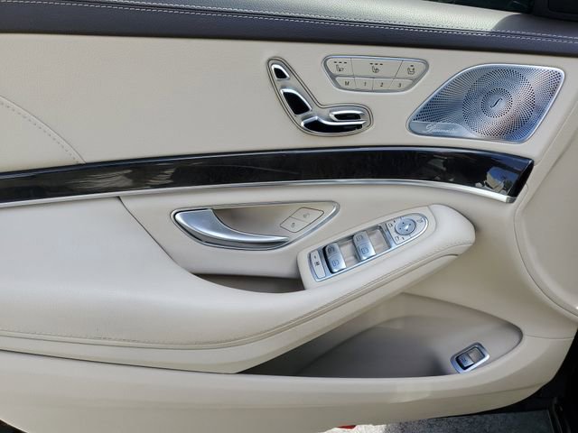 Used 2016 Mercedes-Benz S 550 Sedan image 18