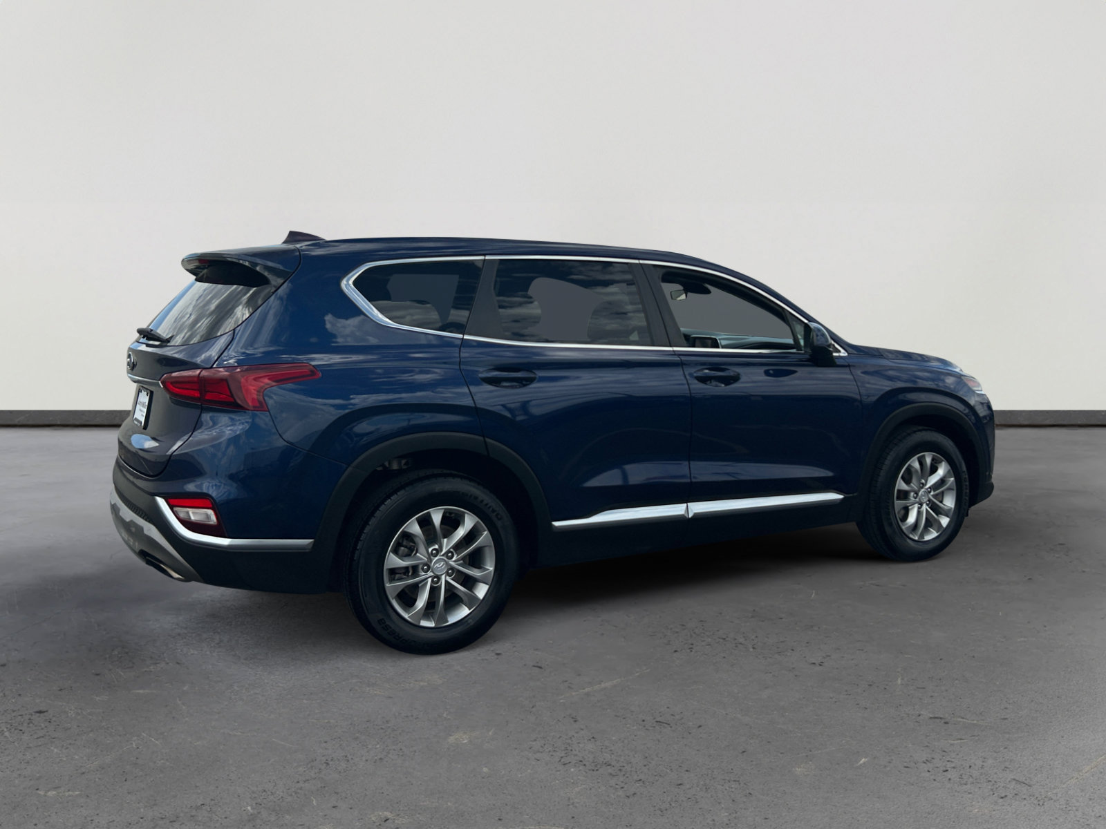 Used 2019 Hyundai Santa Fe SE FWD image 5