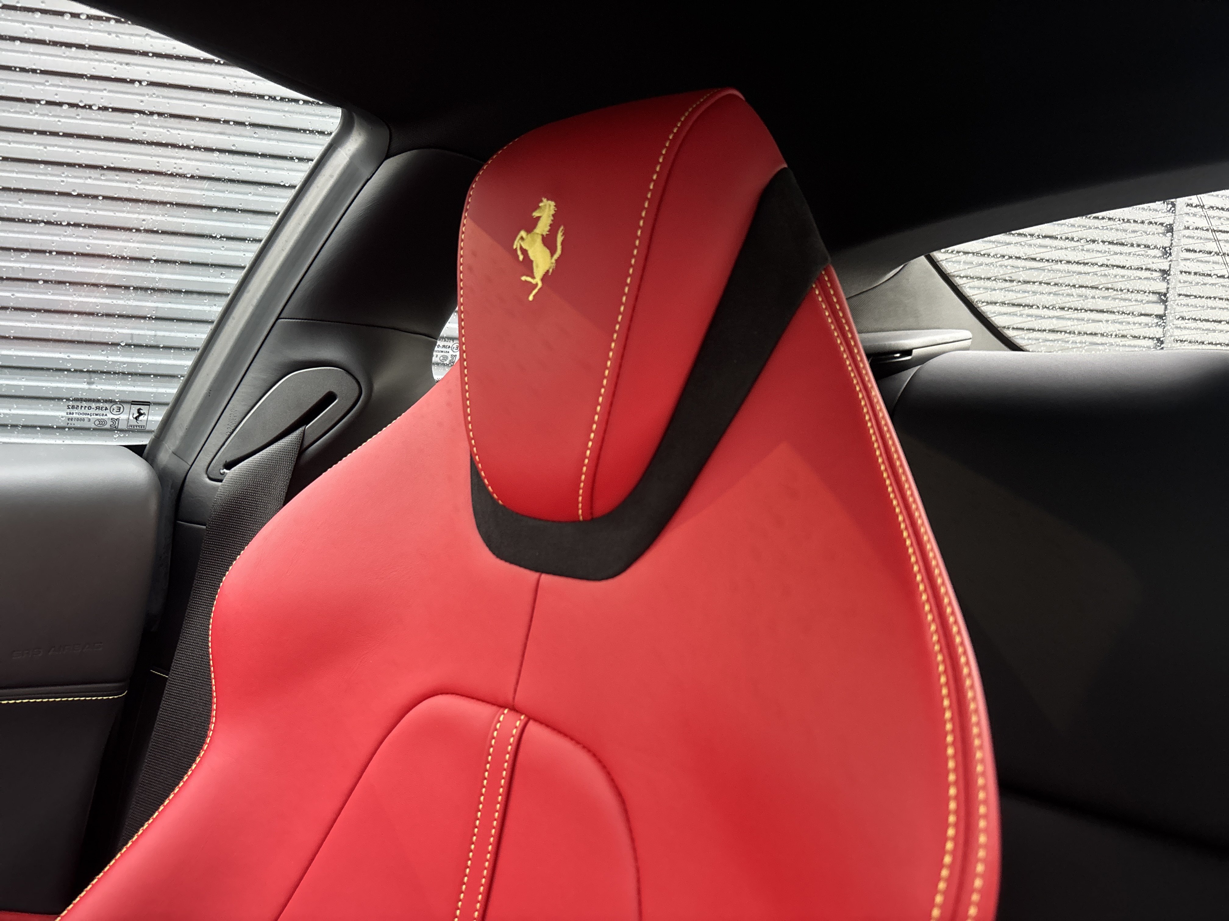 Used 2022 Ferrari Roma RWD image 24