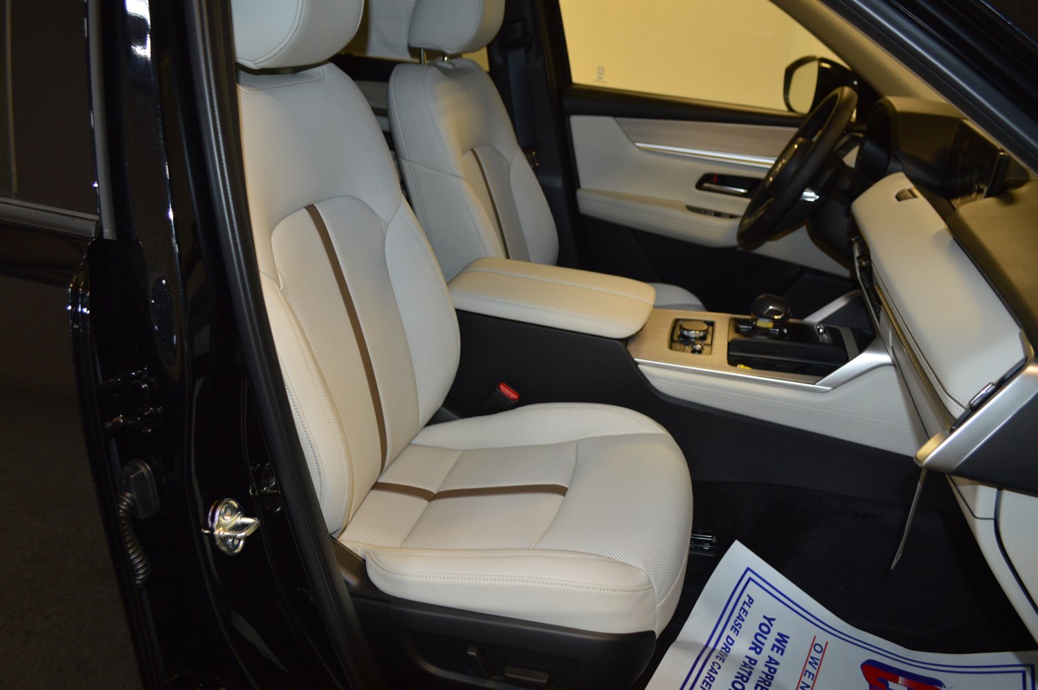 New 2026 MAZDA CX-90 3.3 Turbo w/ Premium Plus Pkg image 11