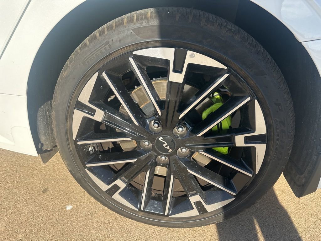 Used 2025 Kia K5 GT image 10