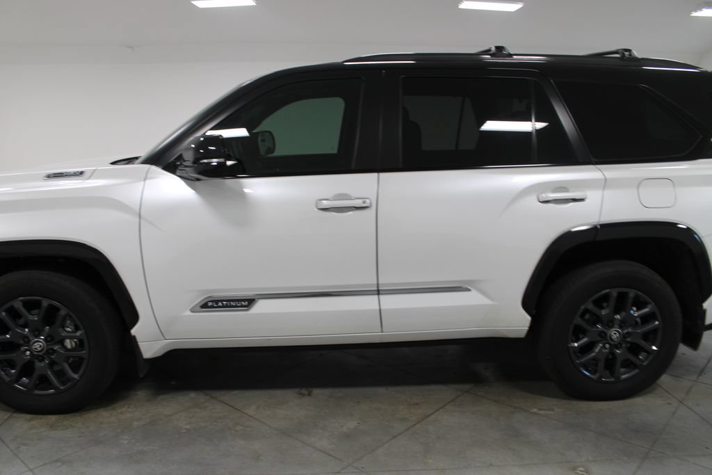 Used 2025 Toyota Sequoia Platinum w/ Tow Technology Package AWD/4WD image 6