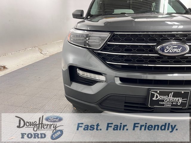 Used 2023 Ford Explorer XLT w/ Equipment Group 202A image 9