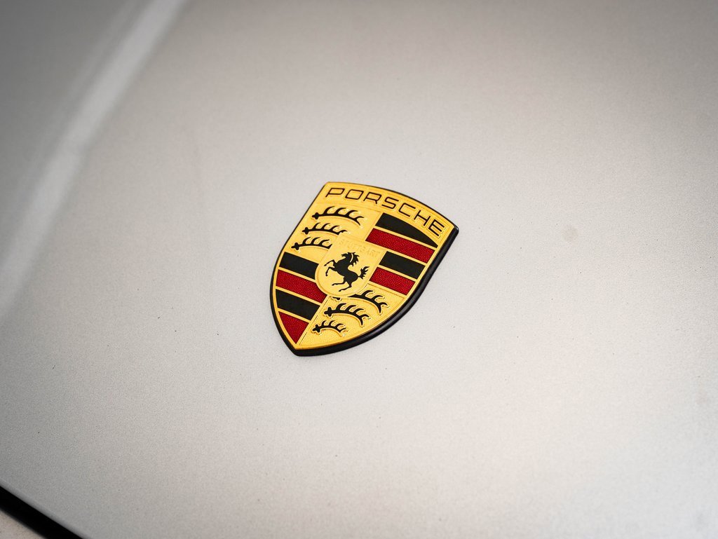 Used 2001 Porsche 911 Carrera 4 image 18