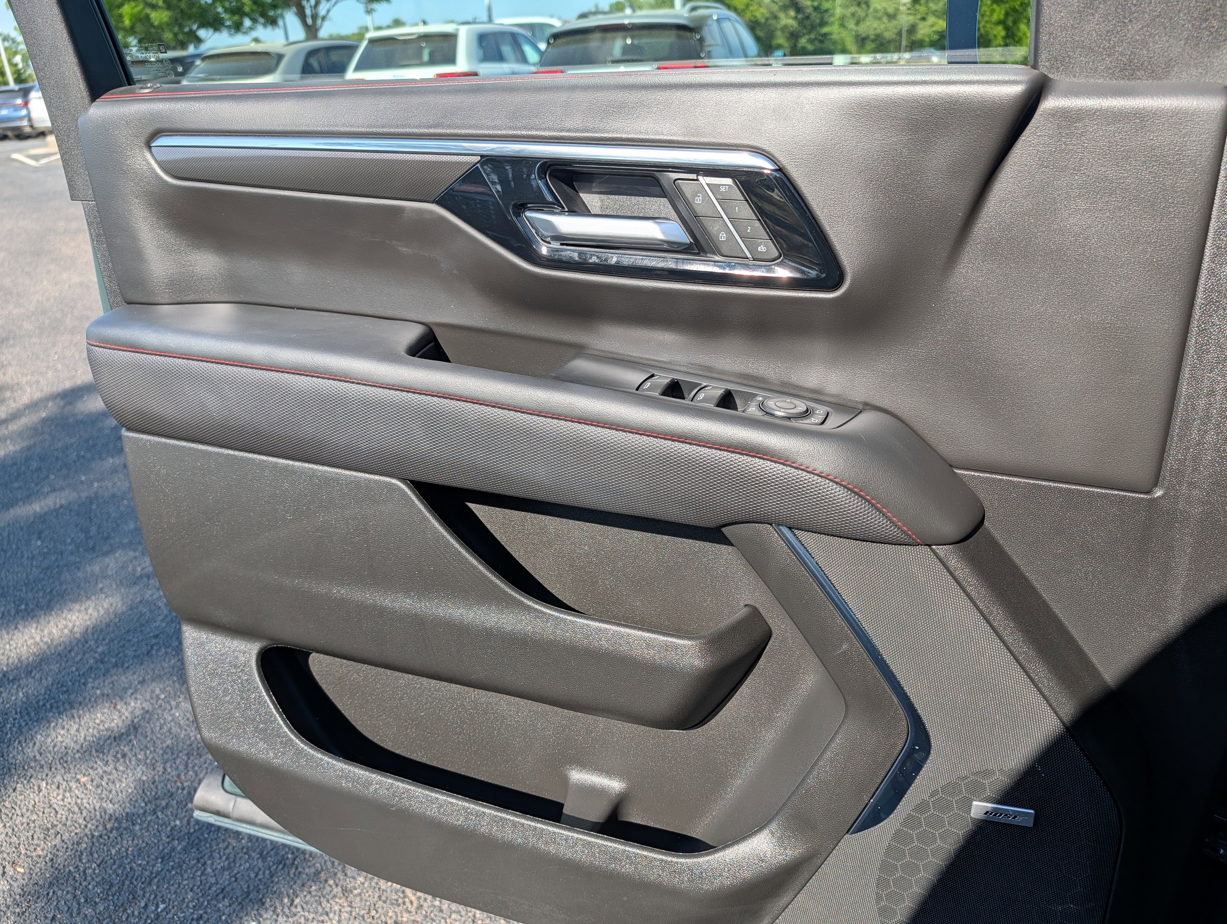 Used 2026 Chevrolet Tahoe RST w/ Comfort Package image 21