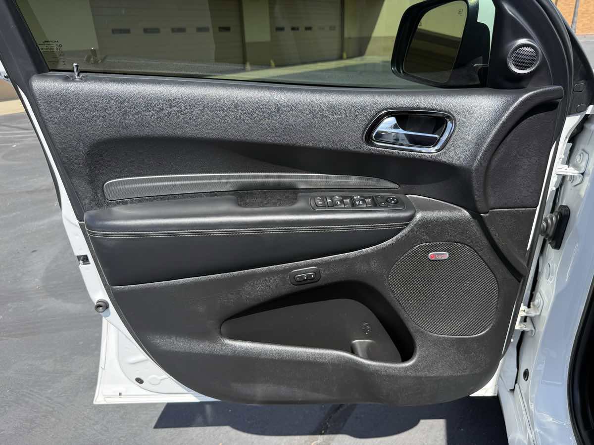 Used 2018 Dodge Durango SRT w/ Technology Group AWD/4WD image 13