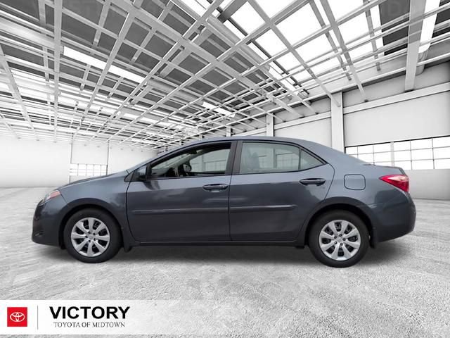 Used 2018 Toyota Corolla LE image 6