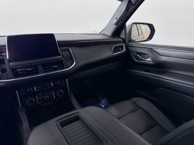 Used 2022 Chevrolet Tahoe LT w/ Luxury Package RWD image 25
