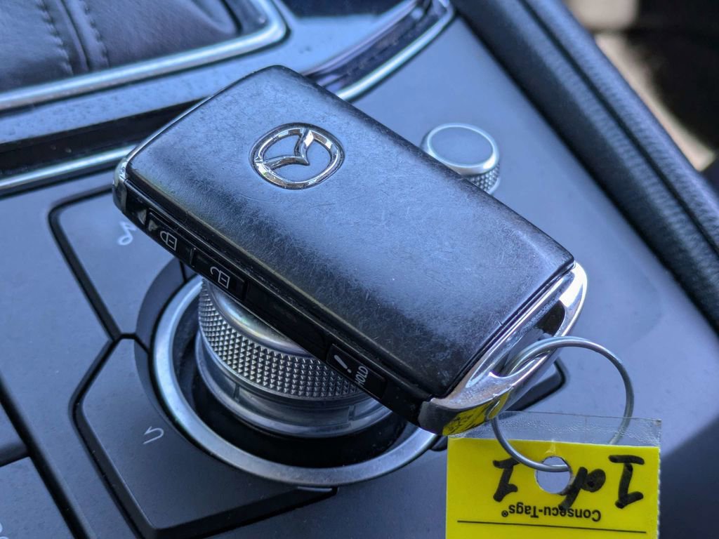 Used 2021 MAZDA CX-5 Touring image 31