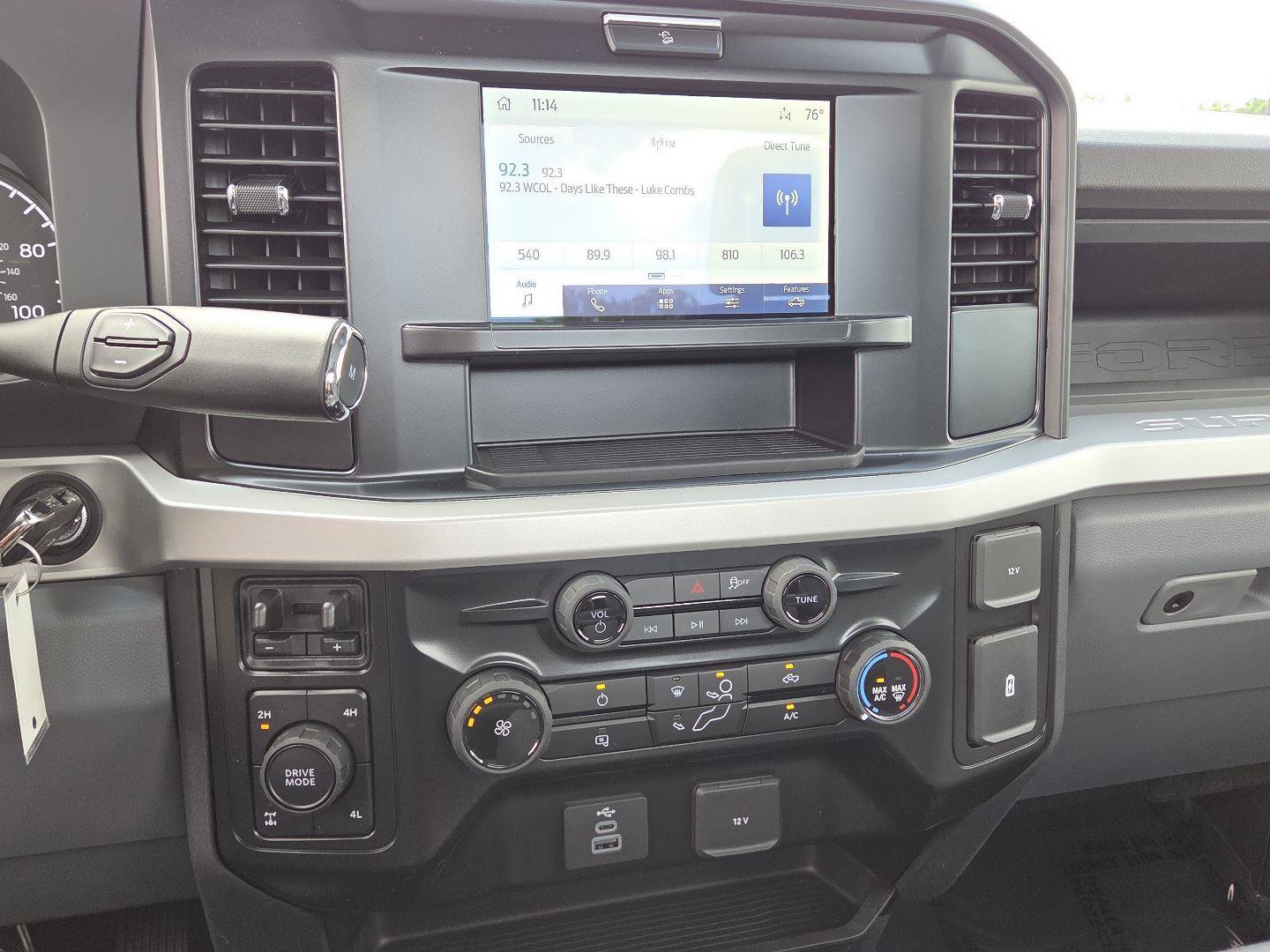 New 2026 Ford F250 XL w/ STX Appearance Package AWD/4WD image 23