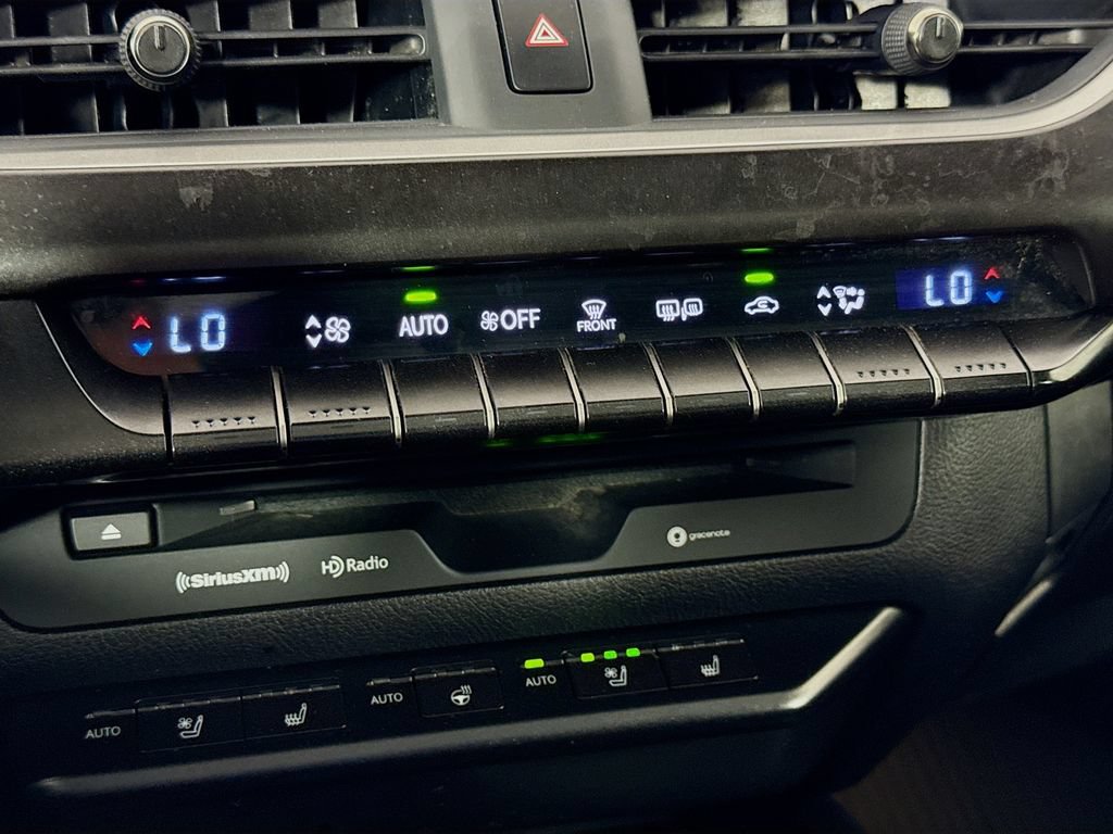 Used 2020 Lexus UX 200 w/ Premium Package FWD image 15