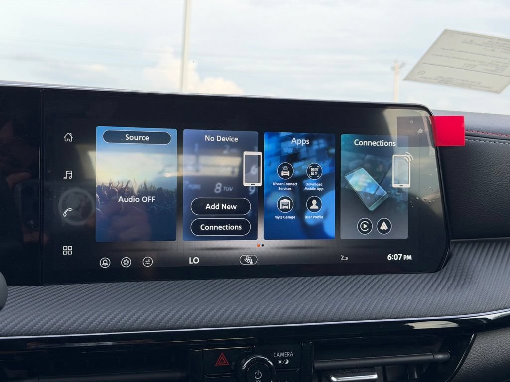 New 2026 Nissan Kicks SR w/ Interior Electronics Package FWD image 24