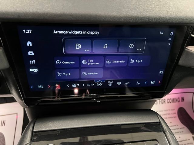 Used 2025 Lincoln Navigator L Reserve image 37