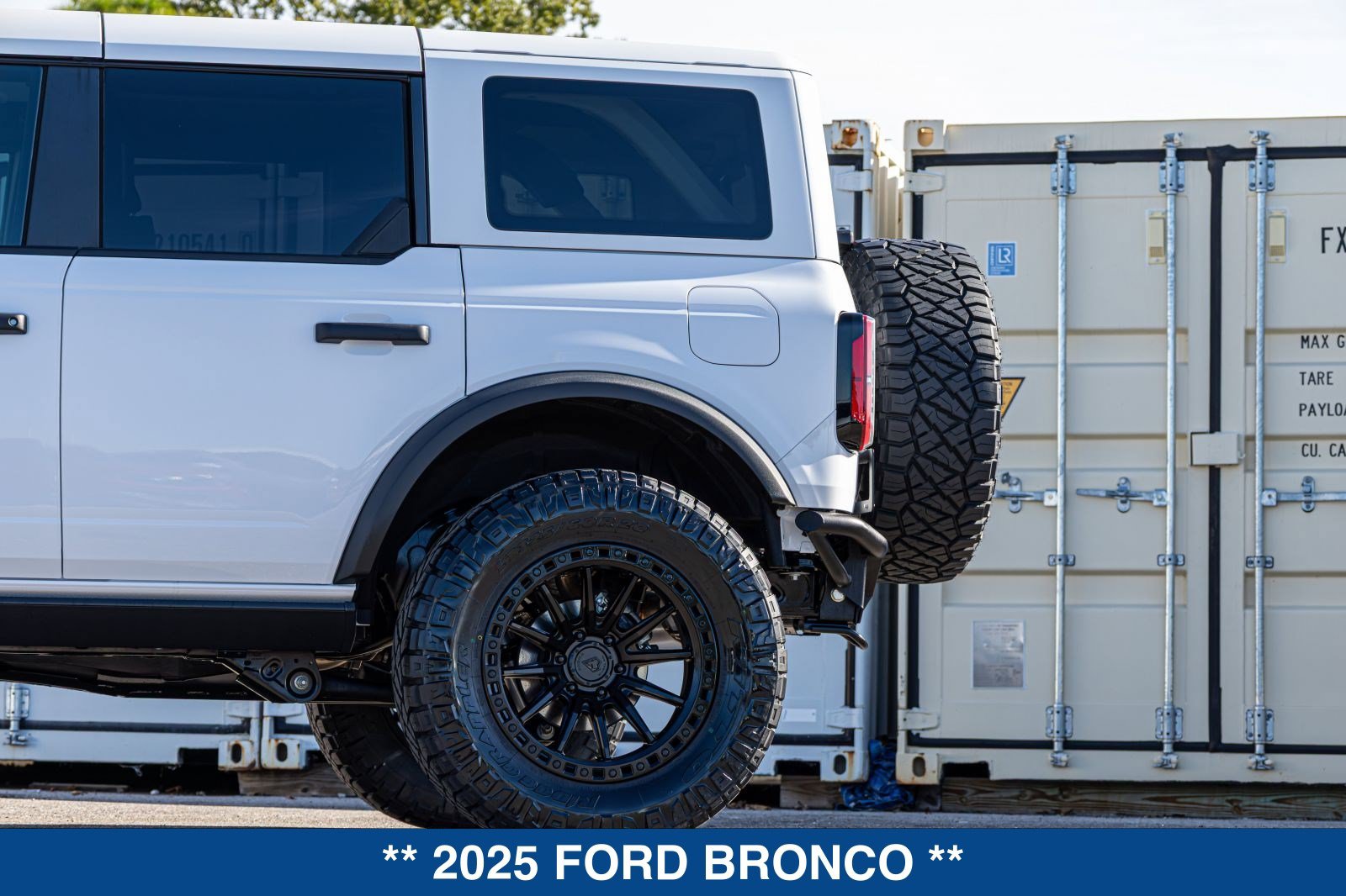 New 2025 Ford Bronco Badlands AWD/4WD image 30