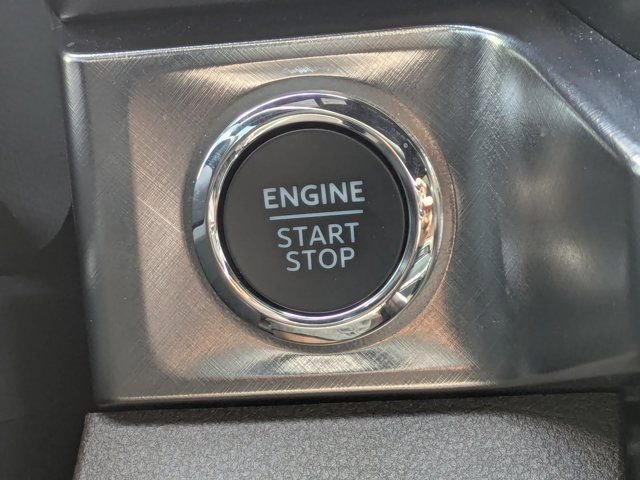 Used 2024 Ford F250 King Ranch w/ FX4 Off-Road Package image 24