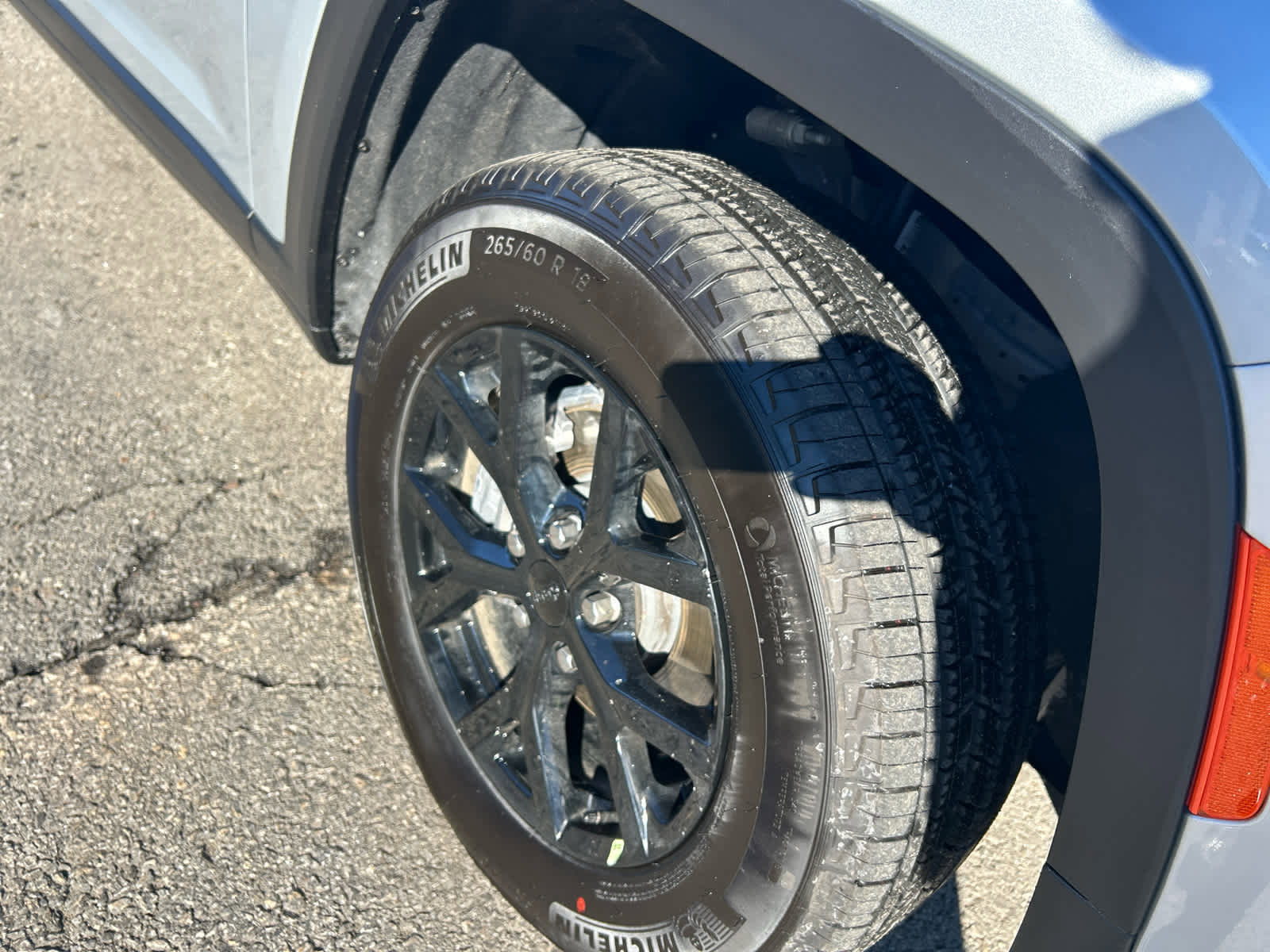 Used 2025 Jeep Grand Cherokee Altitude image 14