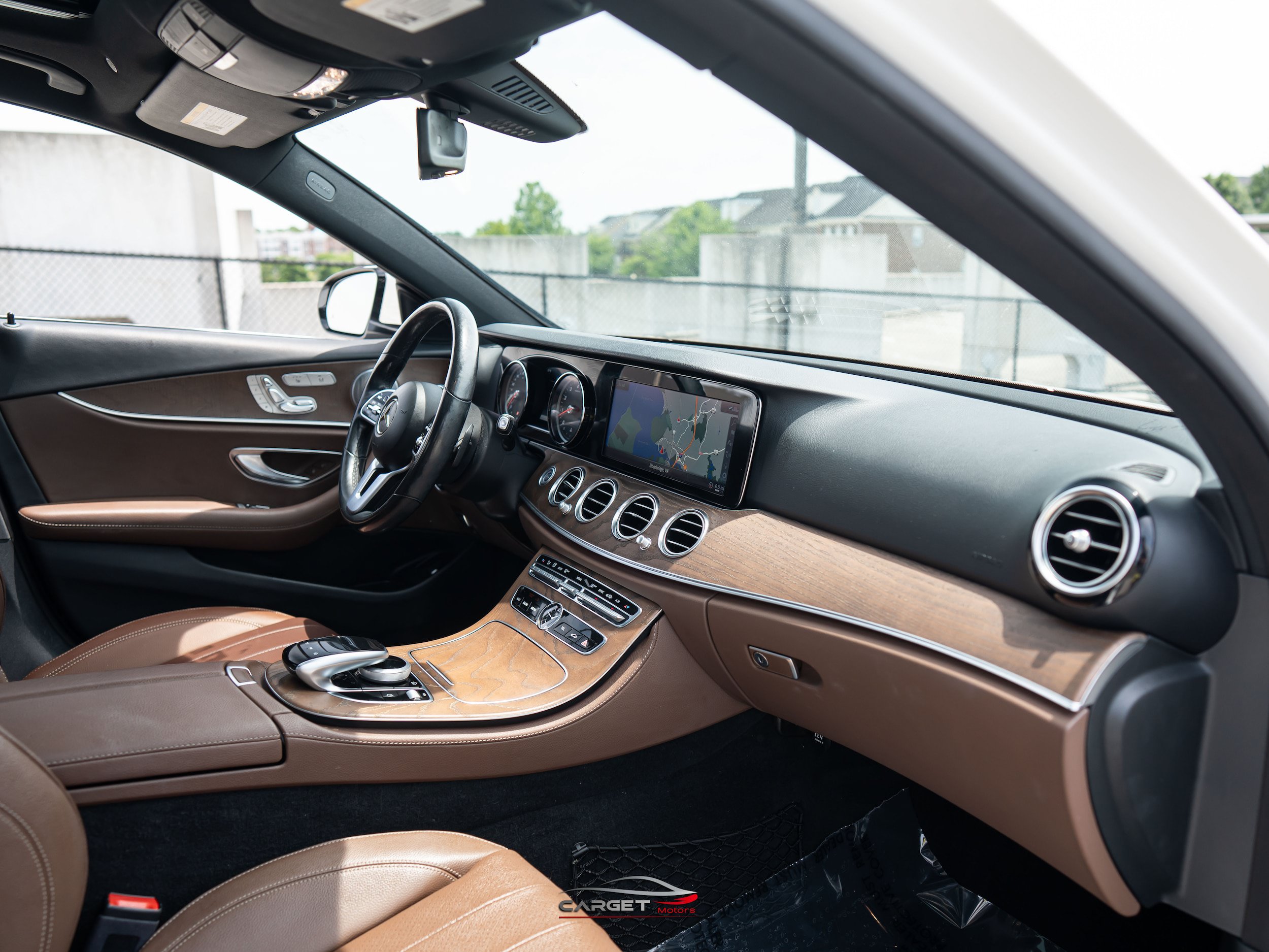 Used 2019 Mercedes-Benz E 450 4MATIC Sedan w/ Premium Package image 15