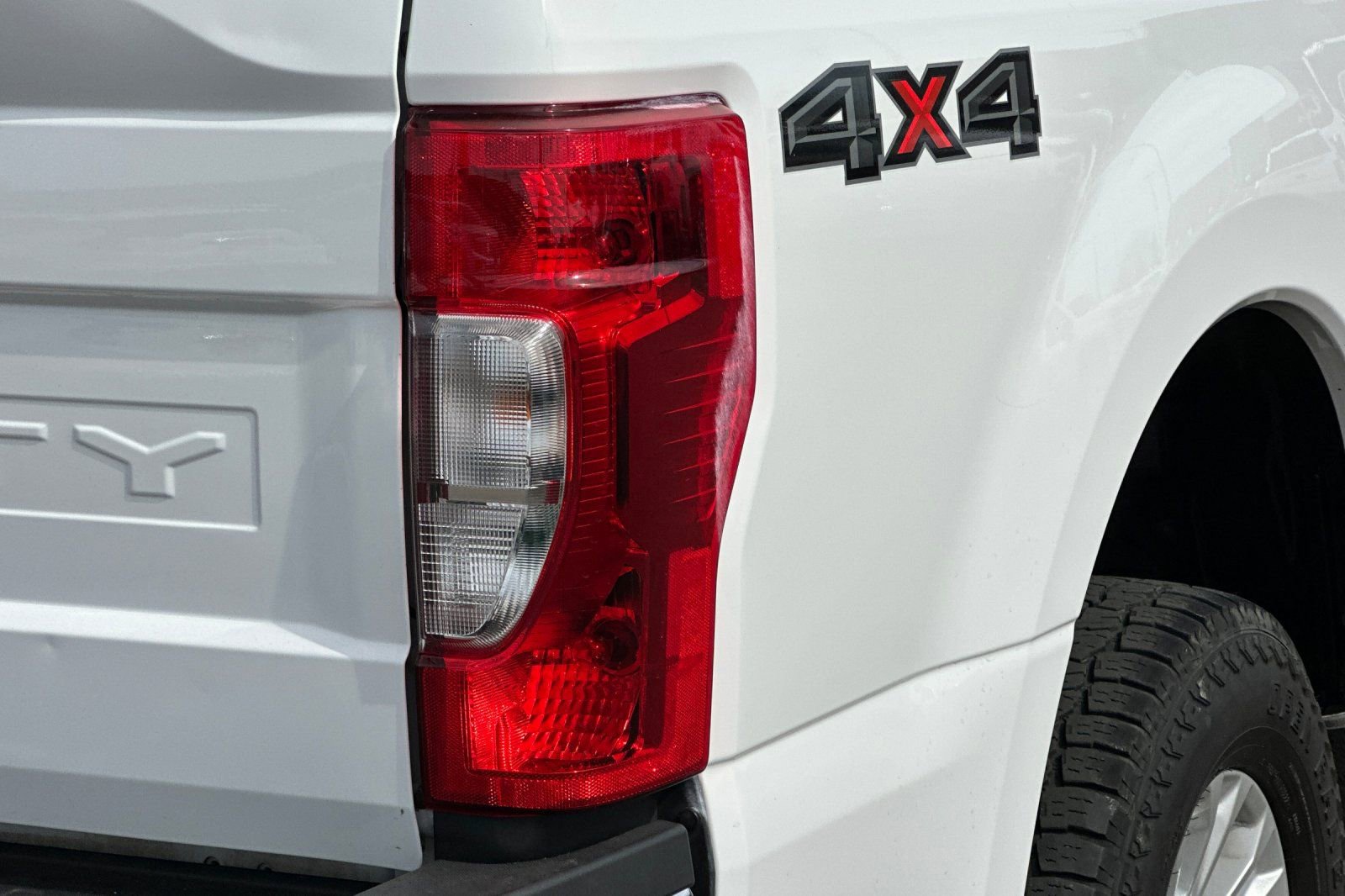 Used 2020 Ford F250 XL w/ STX Appearance Package image 26