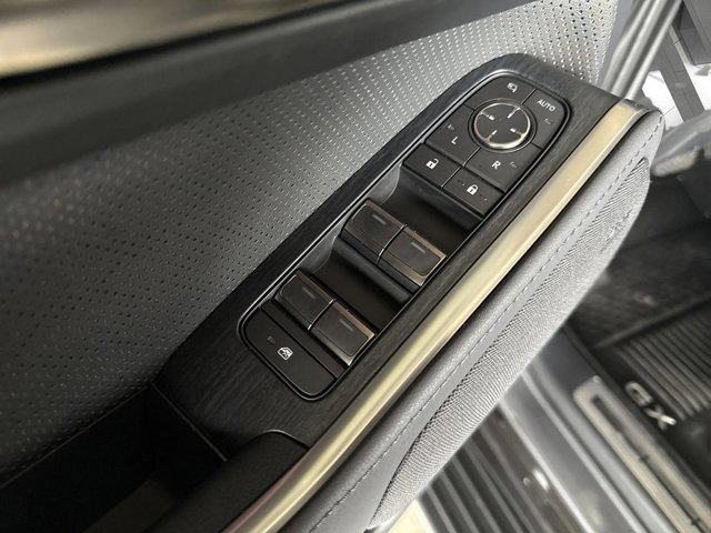 Certified 2025 Lexus GX 550 w/ Accessory Package (2T) AWD/4WD image 9