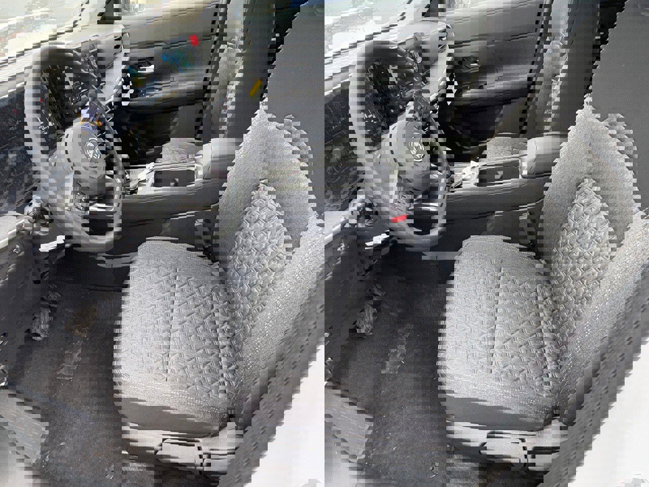 New 2026 Nissan Kicks SV image 15