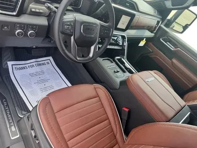 New 2026 GMC Sierra 3500 Denali Ultimate w/ LPO, Black Badging Package AWD/4WD image 10