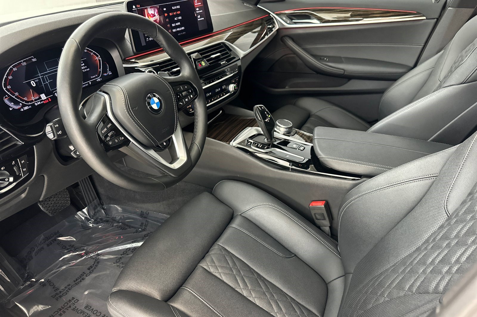 Certified 2022 BMW 540i w/ Convenience Package image 4