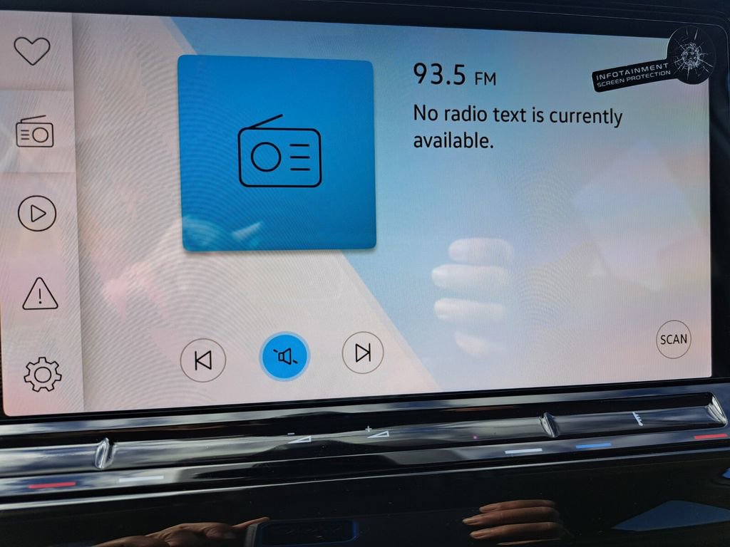 New 2026 Volkswagen Atlas SE image 10