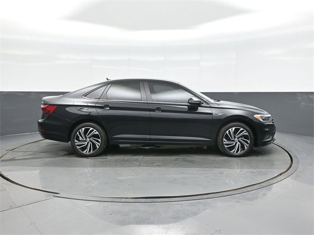 Used 2020 Volkswagen Jetta SEL Premium image 8