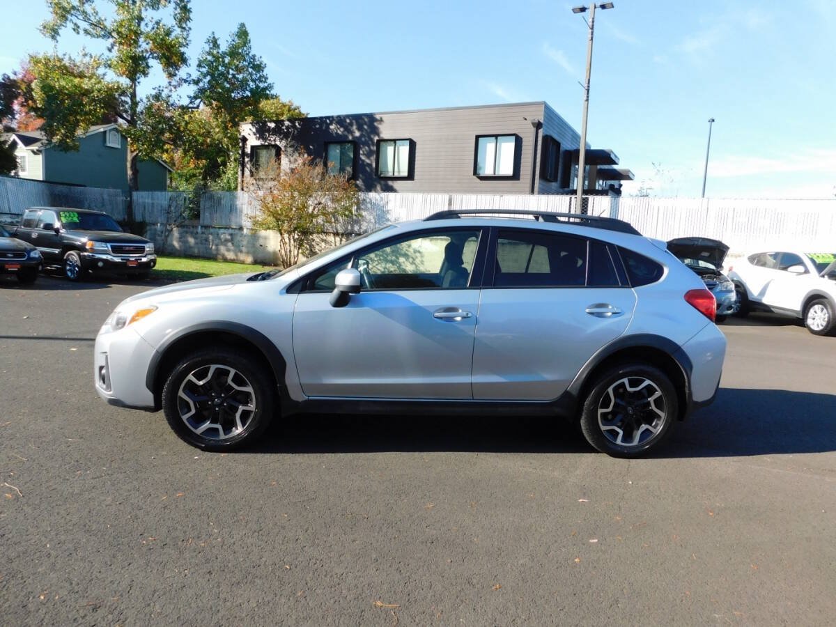 Used 2017 Subaru Crosstrek 2.0i Premium AWD/4WD image 22