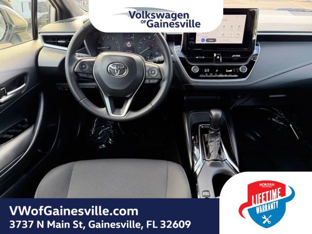 Used 2023 Toyota Corolla SE w/ SE Premium Package image 14