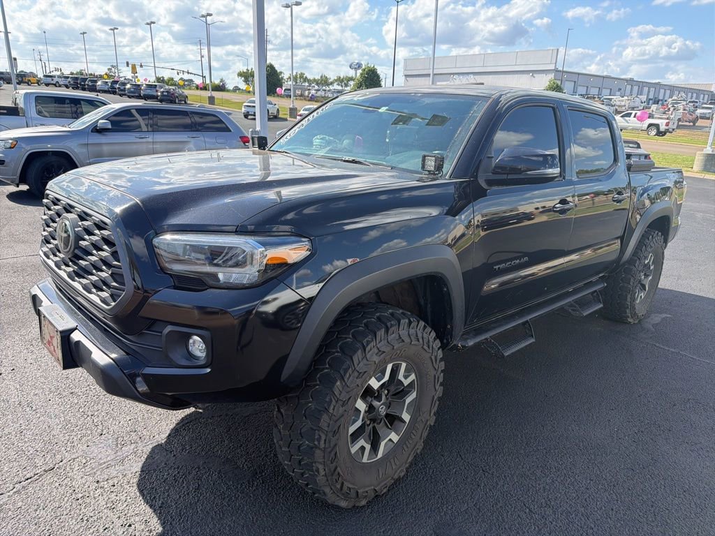 Used 2021 Toyota Tacoma TRD Off-Road image 3