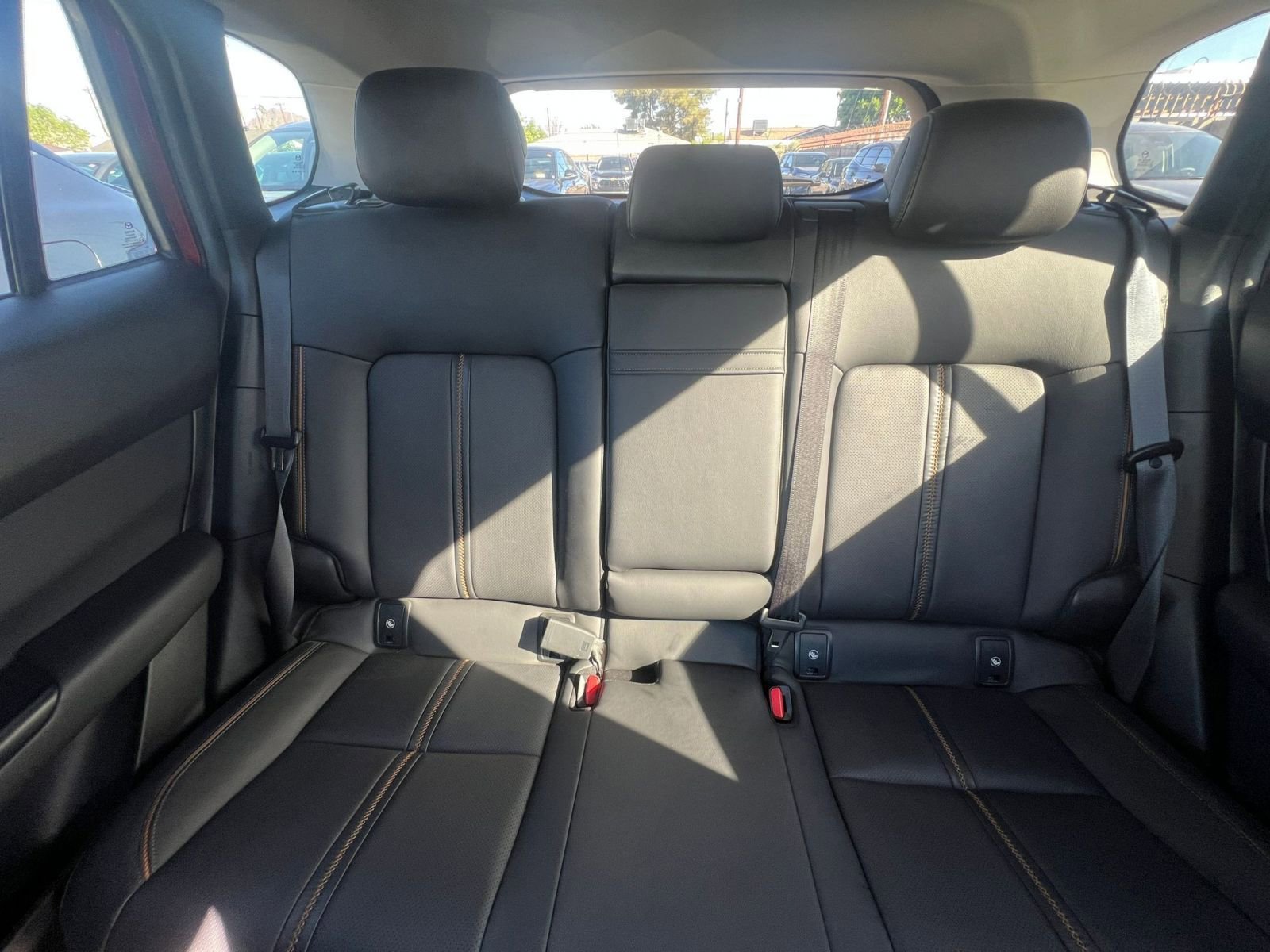 Used 2025 MAZDA CX-50 2.5 Hybrid w/ Premium Plus Pkg image 39