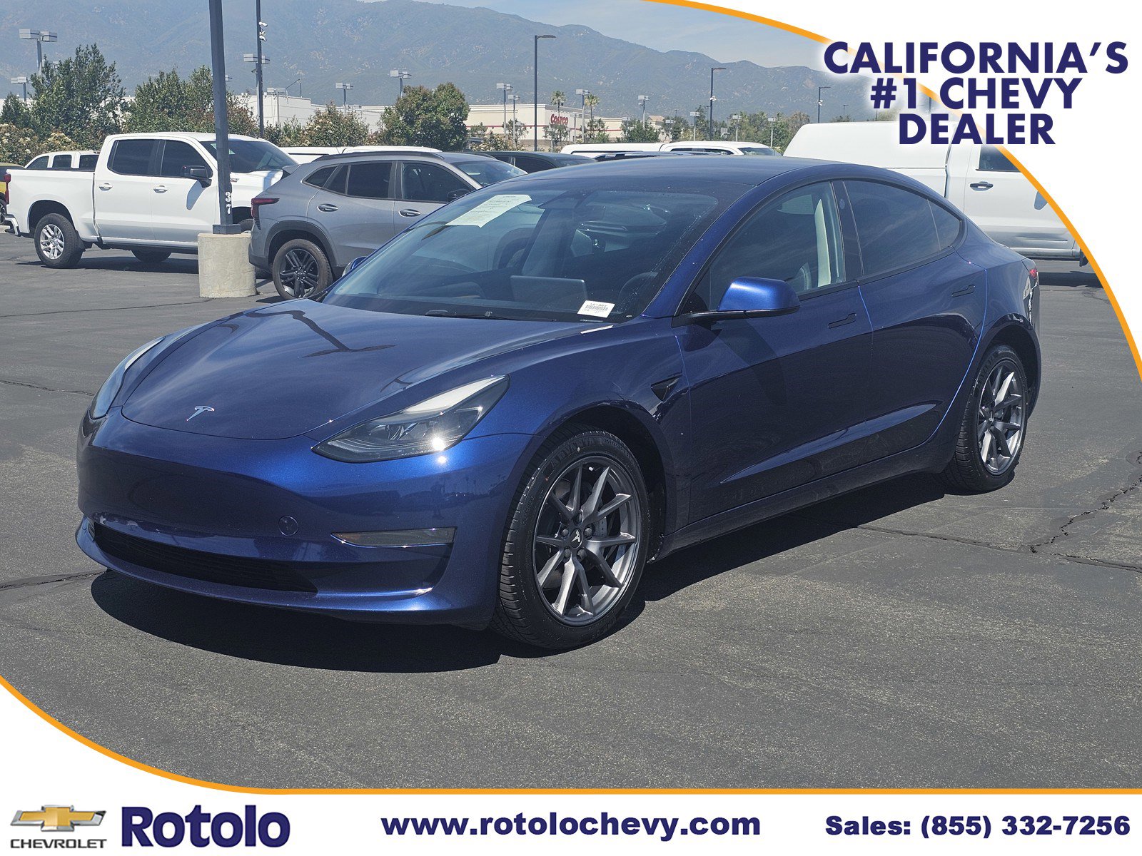 Used 2023 Tesla Model 3 Standard Range image 3