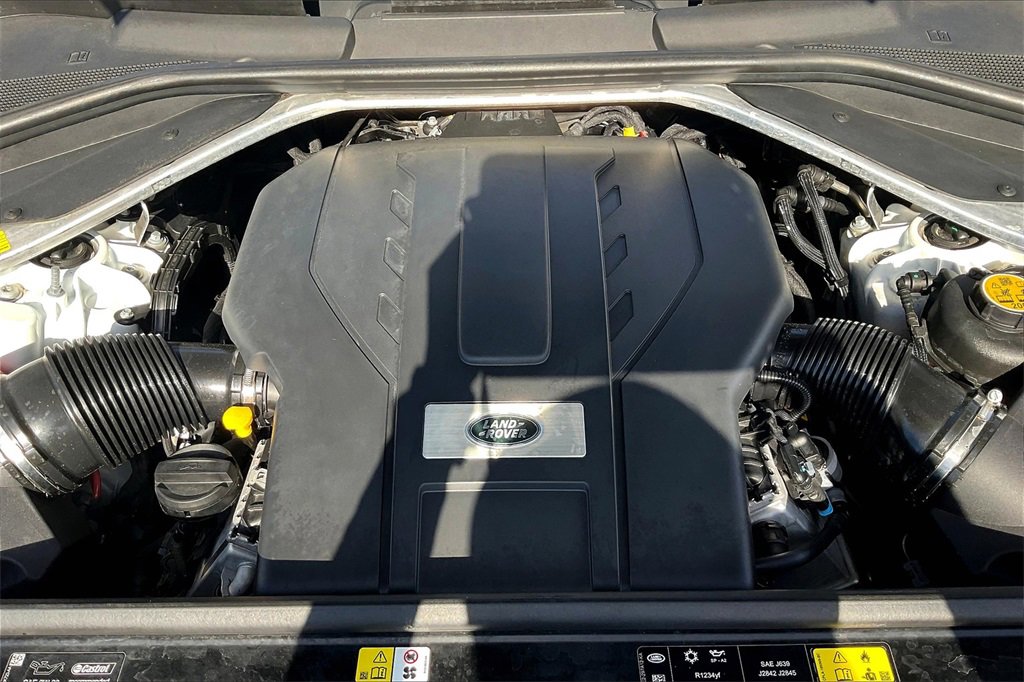 Used 2023 Land Rover Range Rover SE image 26