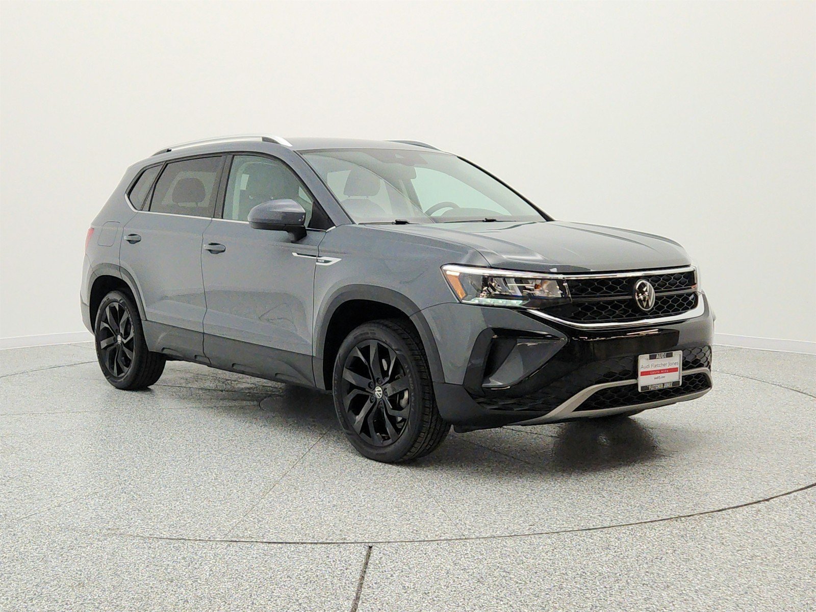 Used 2022 Volkswagen Taos SE FWD image 3