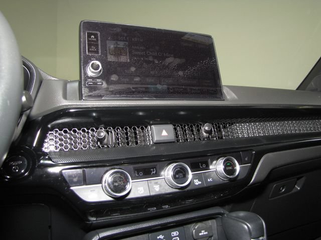 Used 2023 Honda CR-V Sport Touring image 7