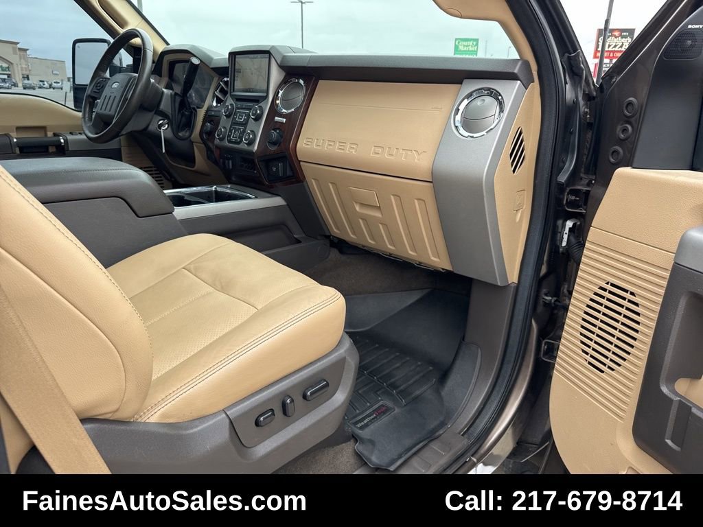 Used 2015 Ford F250 Lariat w/ Chrome Package image 93